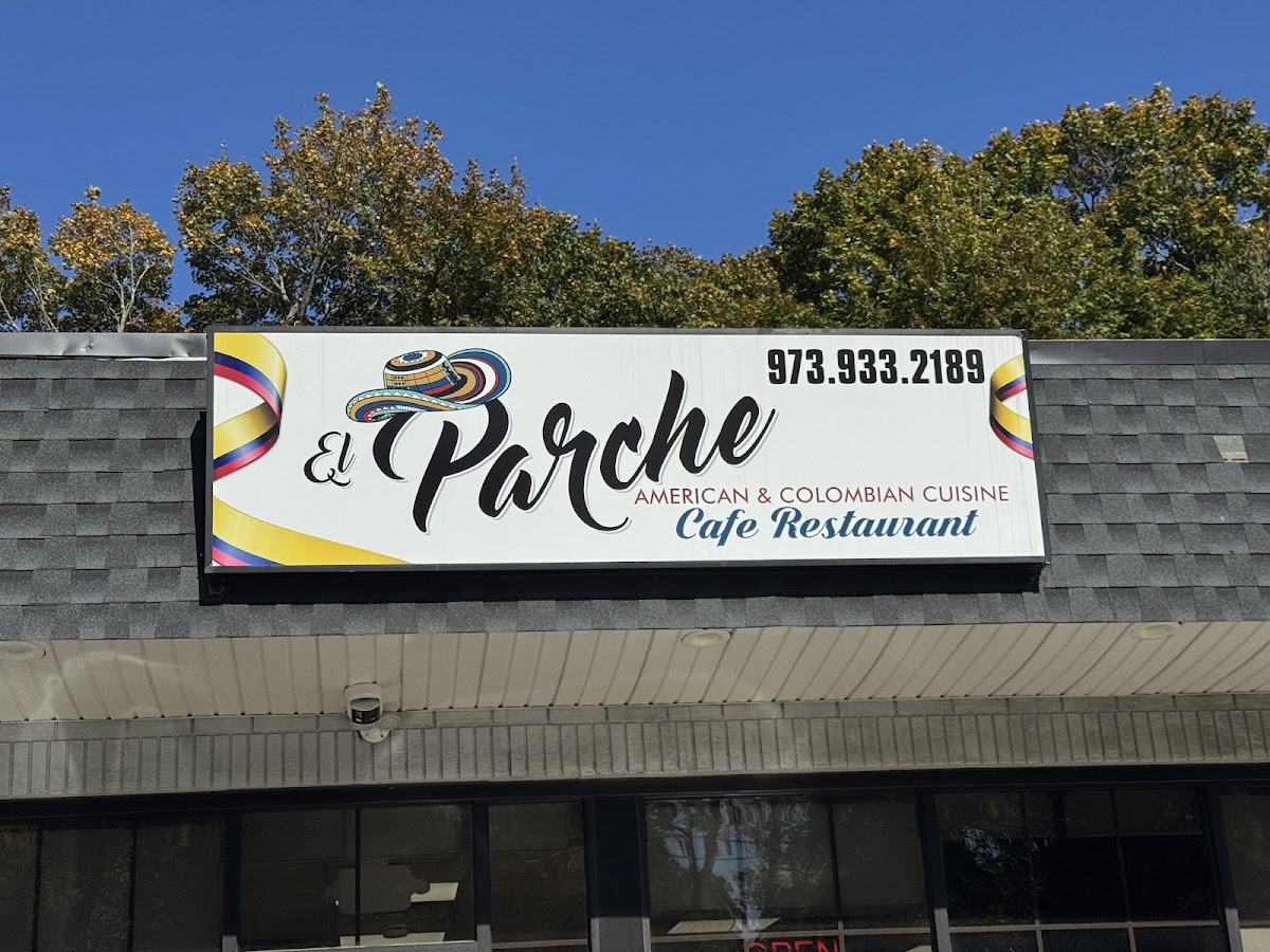 El Parche Cafe Restaurant